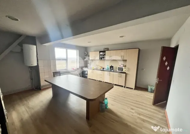 De inchiriat spatiu comercial, hale depozitare, birouri
