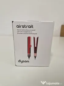 Dyson airstrait