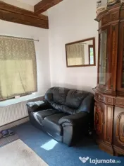 Casă complet renovată, 3 camere, teren 3800 mp – comuna 