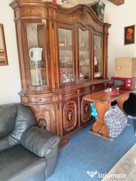 Casă complet renovată, 3 camere, teren 3800 mp – comuna
