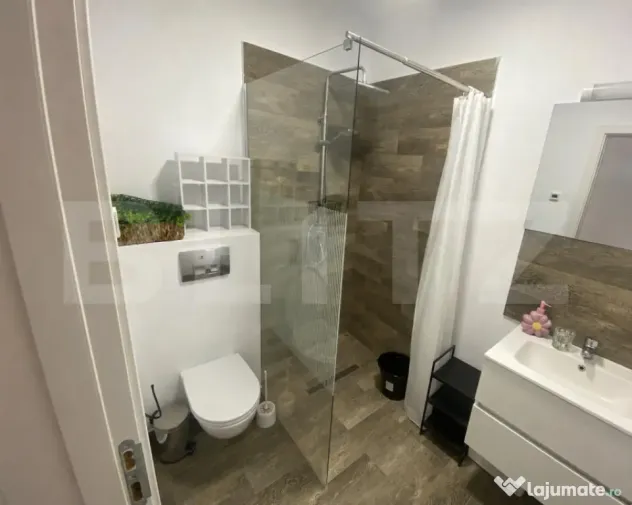 Apartament cu 3 camere, 56 mp utili, finisat modern, zona Ar