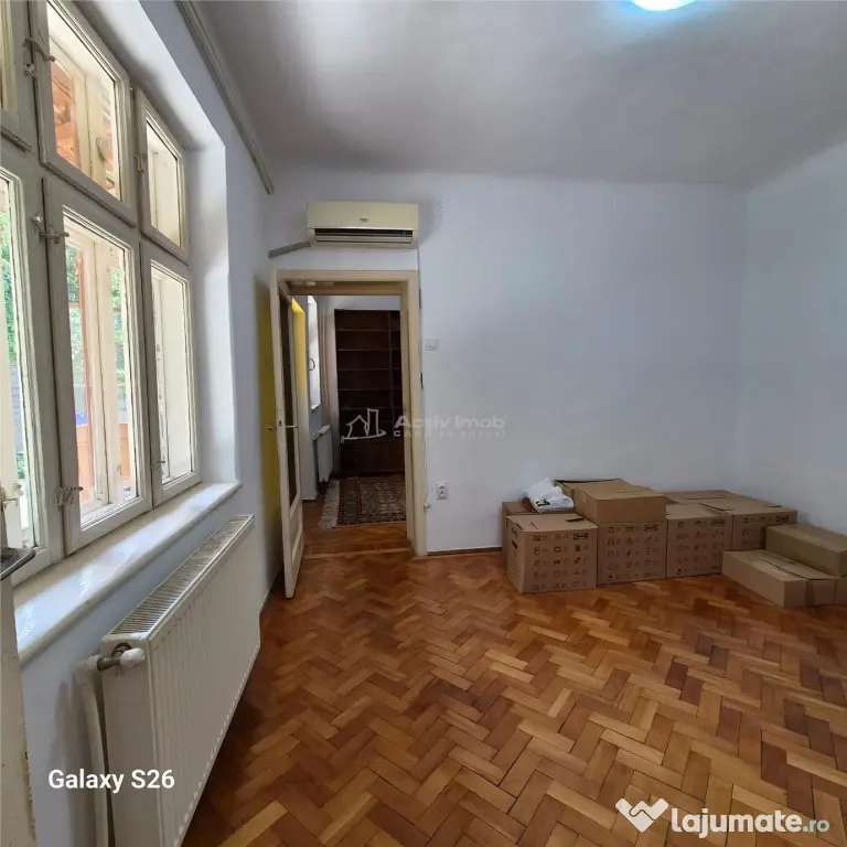 Casa 3 cam zona Armeneasca- Mosilor, str. Toamnei