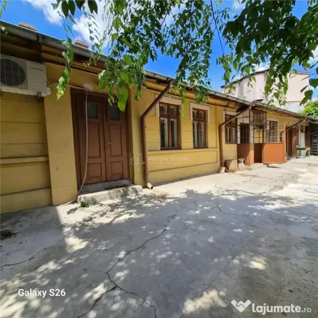 Casa 3 cam zona Armeneasca- Mosilor, str. Toamnei
