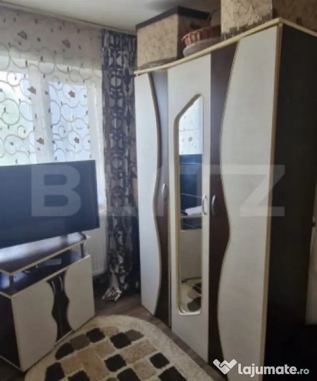 Apartament 2 camere, 31 mp, etaj 3, zona Târgoviște - Micr