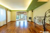 Vila premium de vanzare Balotesti/ piscina/ ponton/ desch... 