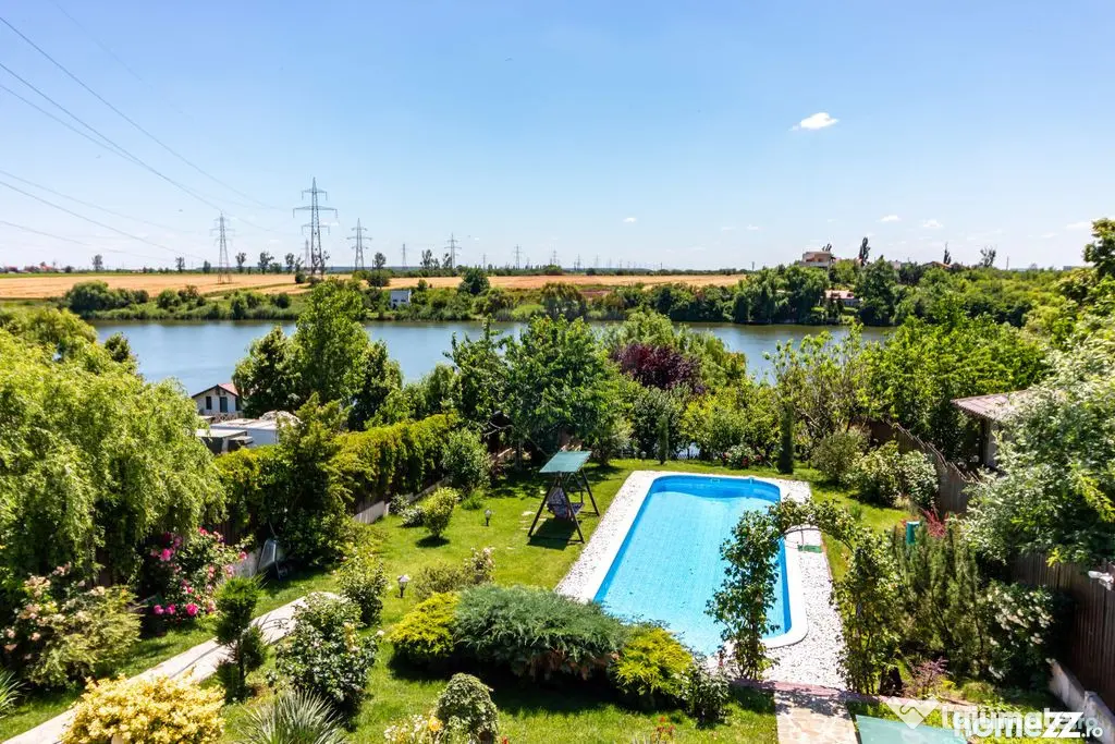 Vila premium de vanzare Balotesti/ piscina/ ponton/ desch...