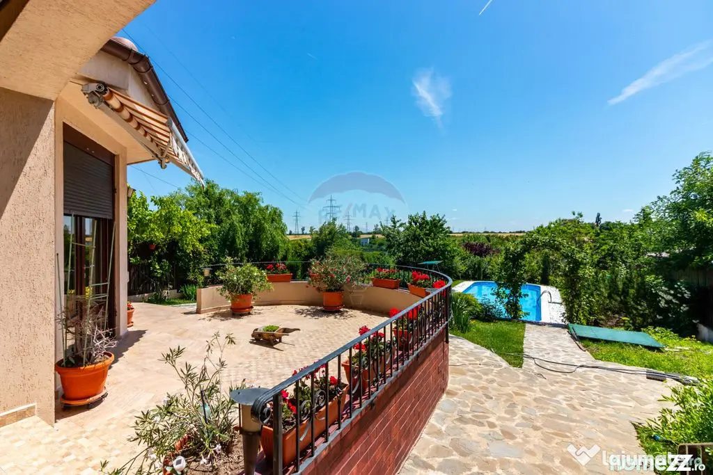 Vila premium de vanzare Balotesti/ piscina/ ponton/ desch...