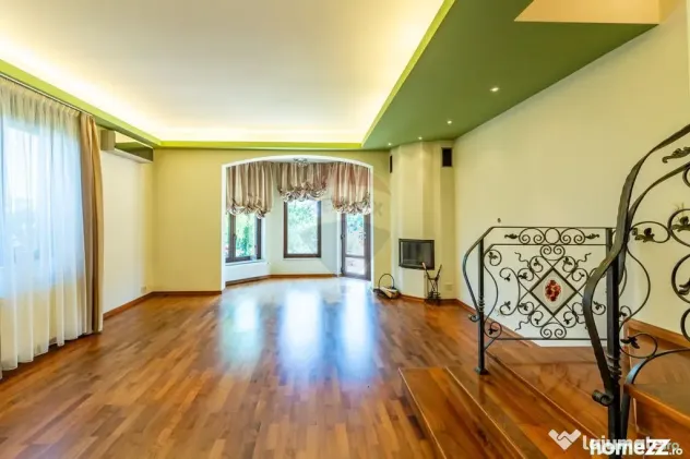 Vila premium de vanzare Balotesti/ piscina/ ponton/ desch...