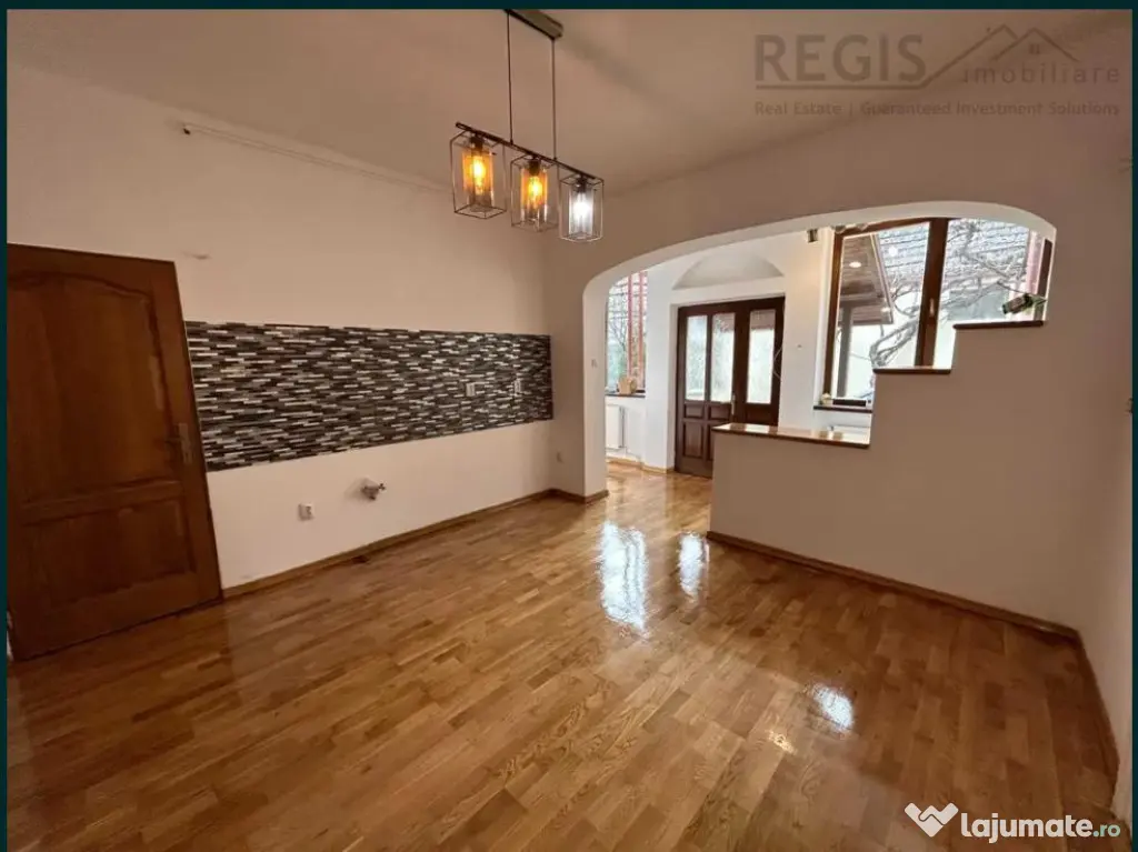 Casa 3 camere individuala,parcare, cu curte si garaj Grivite