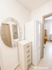 Garsoniera decomandata, spatioasa, in bloc de apartamente, zona Triaj!