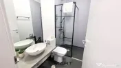 Pensiune moderna 12 camere 4600 mp Valea Avrigului