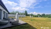 Pensiune moderna 12 camere 4600 mp Valea Avrigului