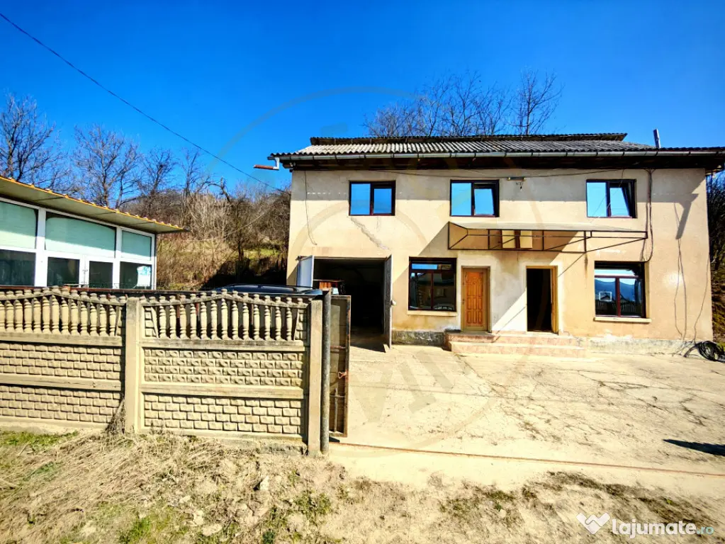 Casă cu teren generos în Dârmănești, Argeș-ideală pen