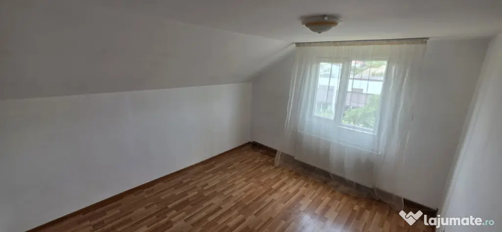 Casă P+1 108 mp | 4 dormitoare | Terasă acoperită | zona