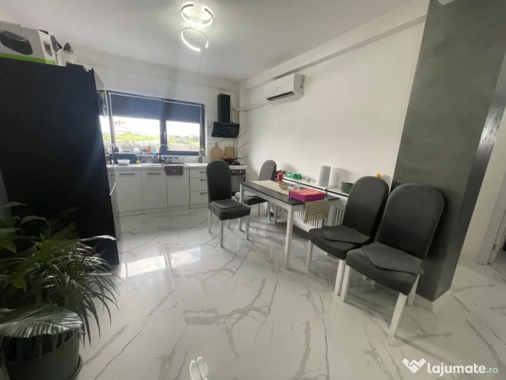 Apartament 3 camere | Gradina proprie 30 mp | Intrare separa