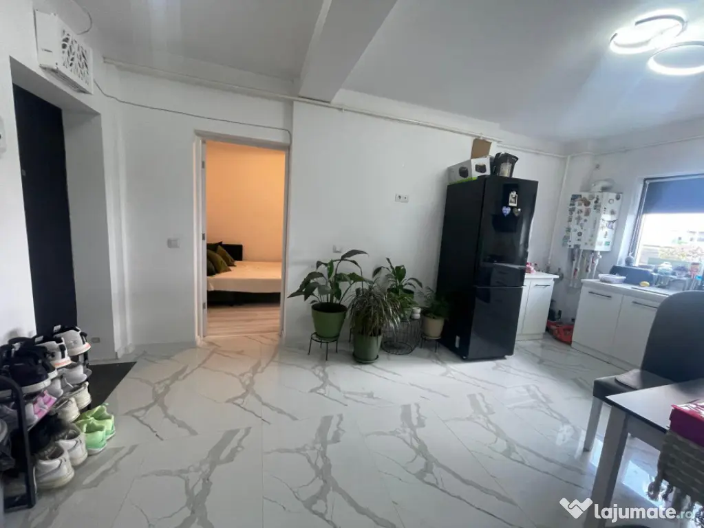 Apartament 3 camere | Gradina proprie 30 mp | Intrare separa