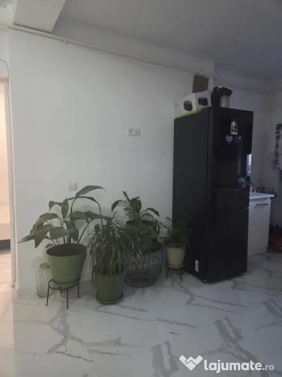 Apartament 3 camere | Gradina proprie 30 mp | Intrare separa