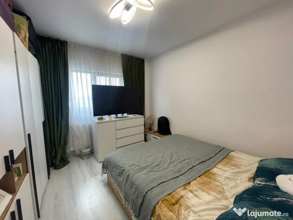 Apartament 3 camere | Gradina proprie 30 mp | Intrare separa