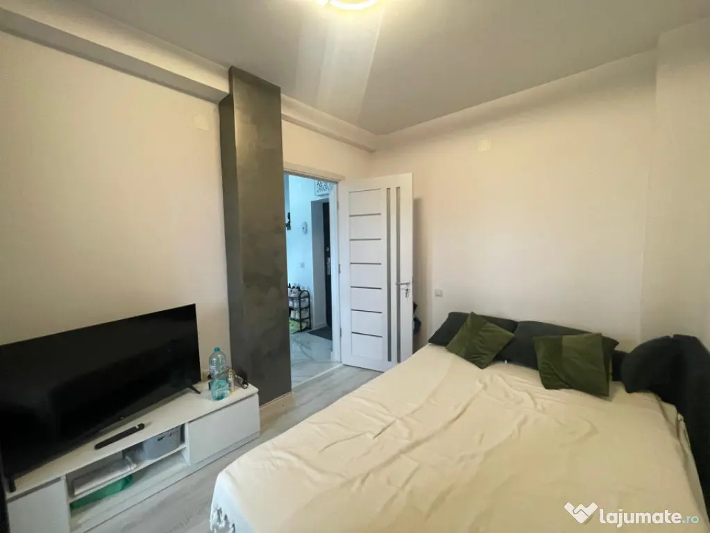 Apartament 3 camere | Gradina proprie 30 mp | Intrare separa