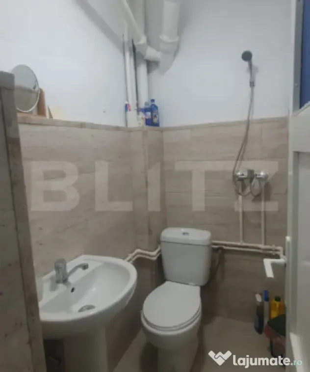 Apartament cu 2 camere, semidecomandat in Vatra Dornei