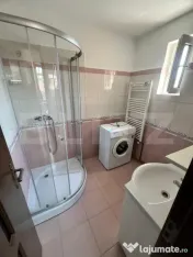 Casă cu 2 camere, 80 mp, curte 120 mp, 3 parcări | Baciu 
