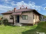 Casă tradițională cu lucrări recente de întreținere...