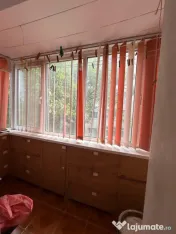 Apartament 4 camere de vânzare în Poarta 6, etaj intermedi