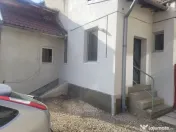 Casa individuala si curte de 480 mp zona Piata Cluj 