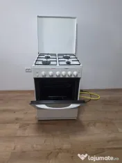 Aragaz pe gaz, alb, patru arzatoare 