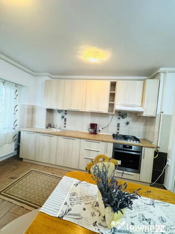 Apartament de vanzare, 2 camere, 56 mp - Brasov