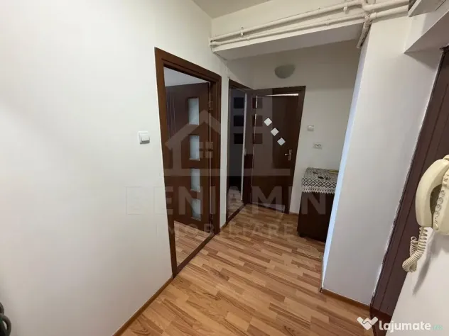 Garsoniera-Decomandata-40mp-Etaj 2-CT-Bloc Nou-Calea Seve...