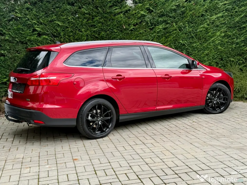 Ford Focus 1.5 Benzina/Automat/TITANIUM
