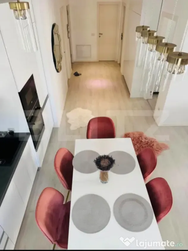 De inchiriat apartament cu 3 camere in cartierul Prima Onest