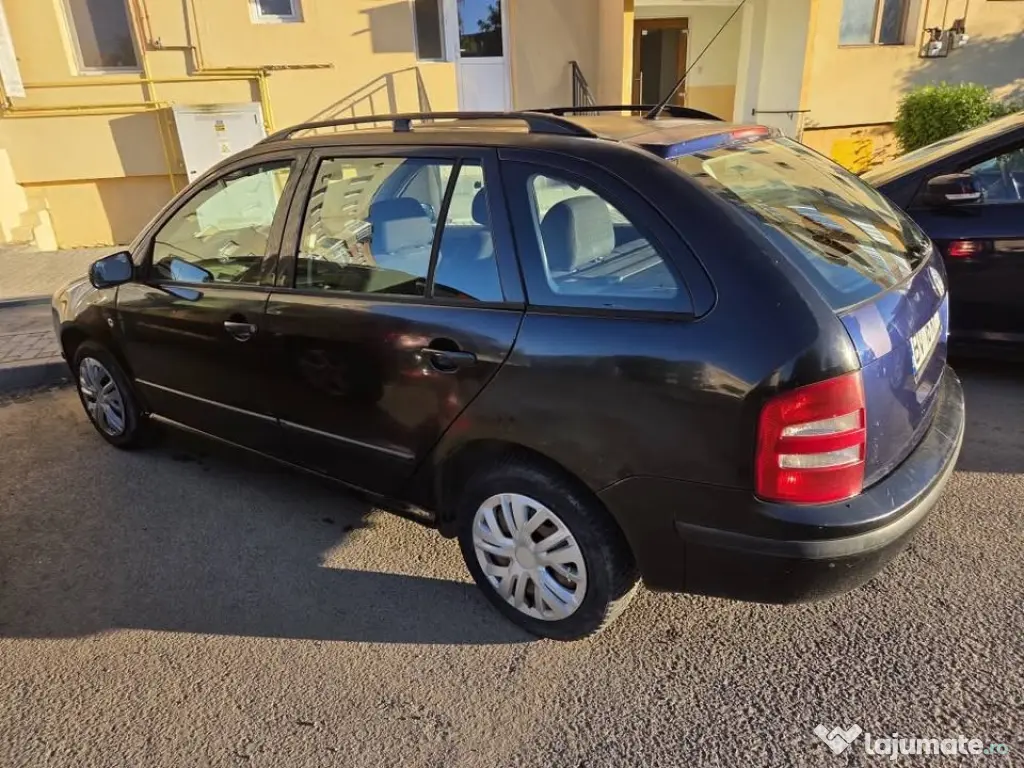 Vând Skoda Fabia
