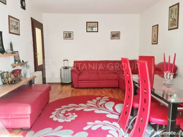 Apartament 3 camere, 2 bai, etj 1, zona Racadau, privelis...