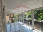 Casă / Vilă cu 11 camere de vânzare Bulevardul Gheorgh...
