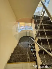 Casă / Vilă cu 11 camere de vânzare Bulevardul Gheorgh...