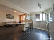 Apartament cu 3 camere, zona Nufărul 