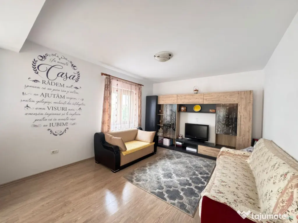 Casă de vânzare în Lazu – Agigea | Vilă P+M, 4 camere,