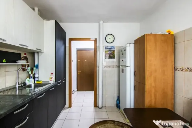 Lujerului, 2 camere, c-tie 1978, 270 metri metrou, bucata...