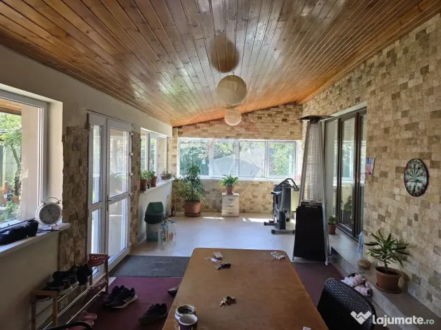 Casă Parter+Etaj, cu 7 camere | Bragadiru | toate utilit...