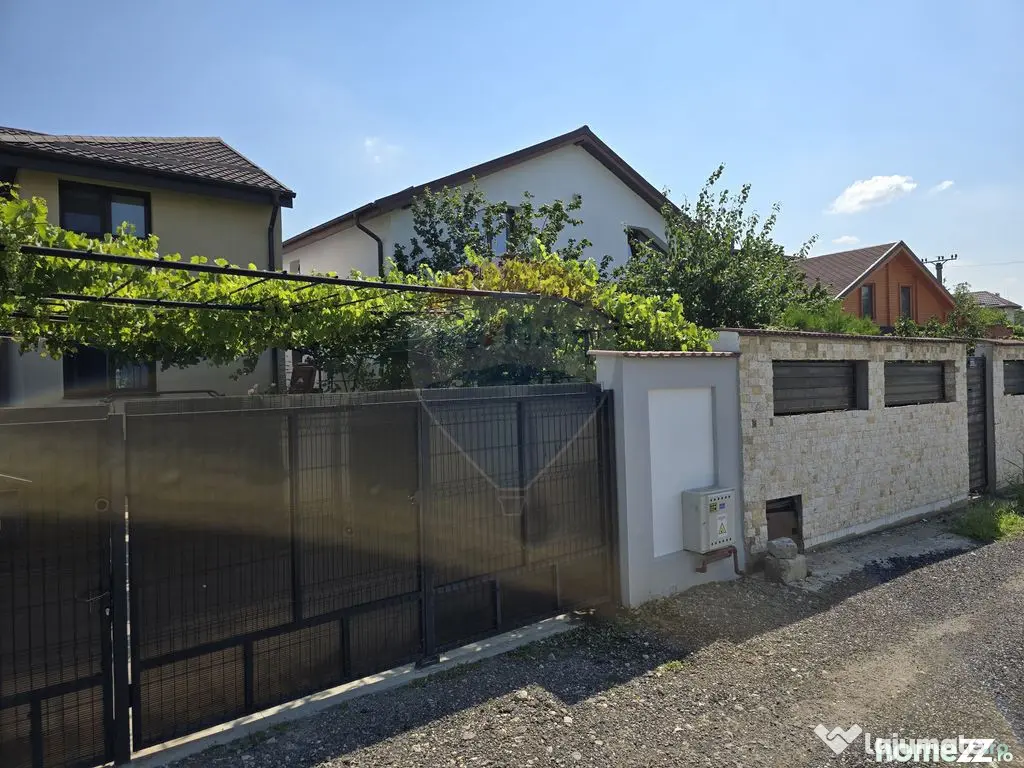 Vila Parter+Mansarda | 545mp teren | toate utilitatile