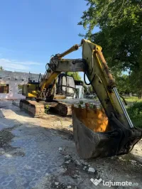 Excavator pe șenile JCB 24 Tone (An 2004) (Necesită revizie reparație)