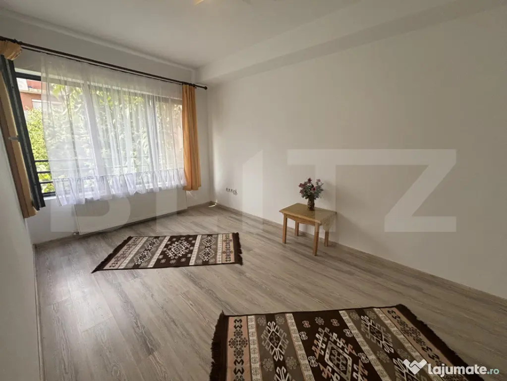 Apartament de vânzare, 43,5mp , etaj 2 , zona Carpati 2