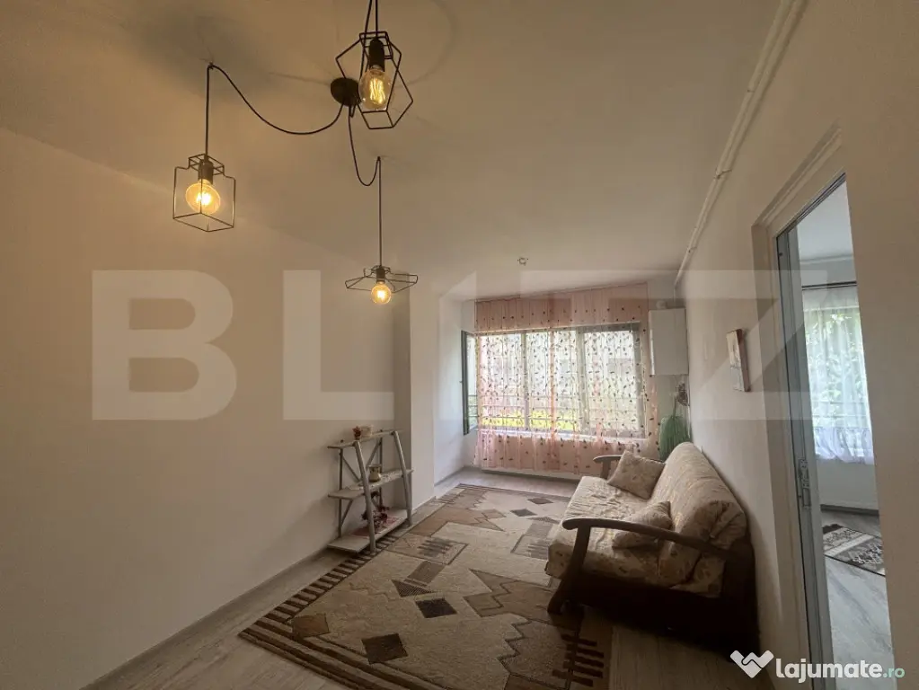 Apartament de vânzare, 43,5mp , etaj 2 , zona Carpati 2