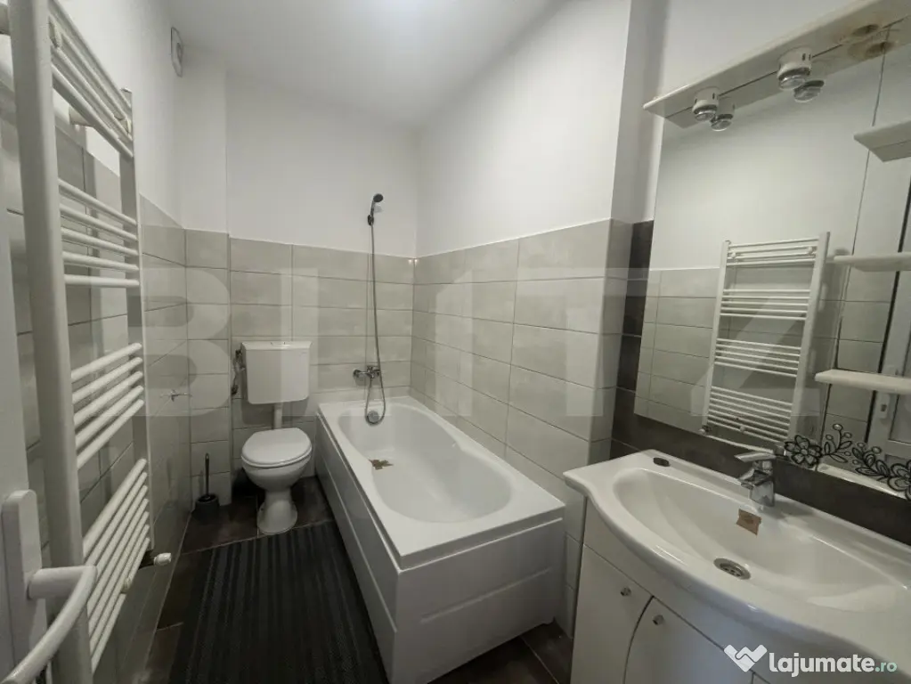Apartament de vânzare, 43,5mp , etaj 2 , zona Carpati 2