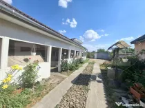 Casa cu 3 camere, 218 mp, zona Lazuri