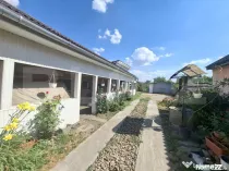Casa cu 3 camere, 218 mp, zona Lazuri