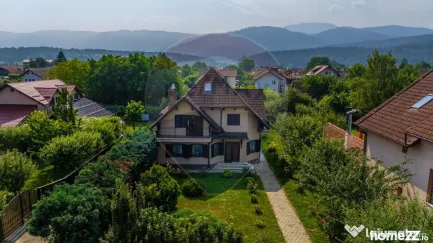 Comision 0% | Casa + Apartament in curte | Cristian - Cristian (Brasov)