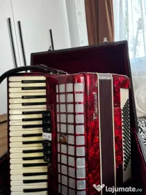 Vând Acordeon Parrot